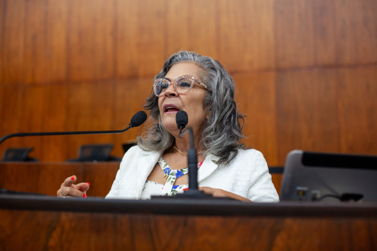 Deputada Stela cobra retomada da captação e tratamento de água em Viamão