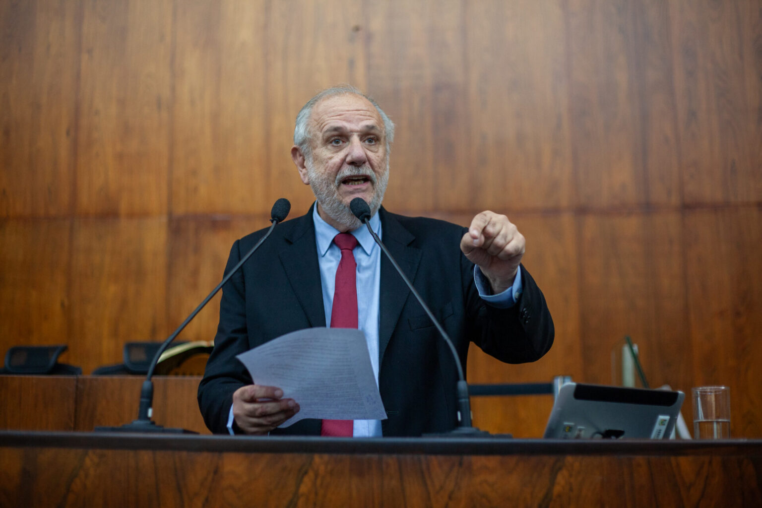A democracia está em jogo em 2026, afirma deputado Rossetto A democracia está em jogo em 2026, afirma deputado Rossetto