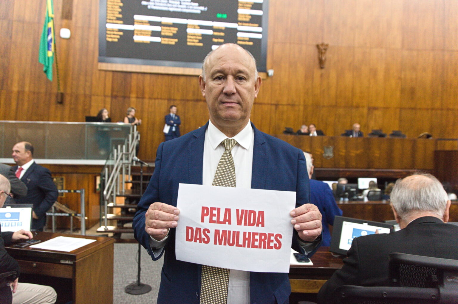 Projeto de Pepe Vargas garante maior segurança às Mulheres em consultas médicas com sedação