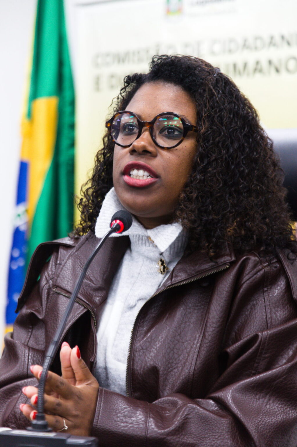 CCJ aprova proposta de Laura Sito para campanha de combate à violência contra a mulher CCJ aprova proposta de Laura Sito para campanha de combate à violência contra a mulher