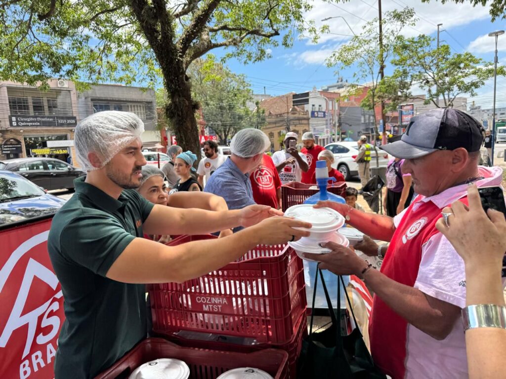 Sancionada lei proposta por Adão Pretto que cria o Dia das Cozinhas Solidárias no RS