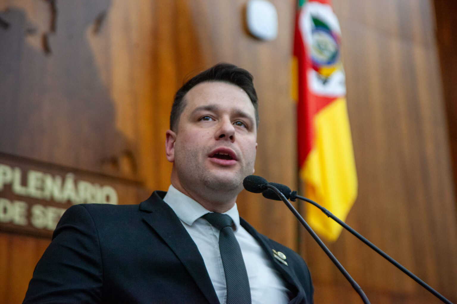 Proposta de Leonel Radde fortalece reciclagem e cooperativas de catadores gaúchas Proposta de Leonel Radde fortalece reciclagem e cooperativas de catadores gaúchas