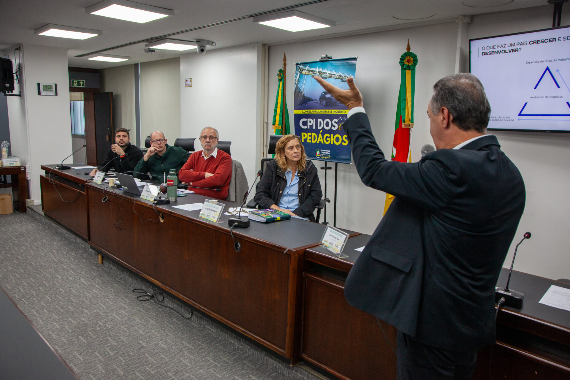 Feevale estima aumento de custos com pedágios para alunos