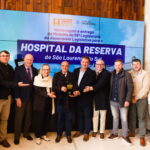 Zé Nunes entrega medalha da 56ª Legislatura ao Hospital da Reserva