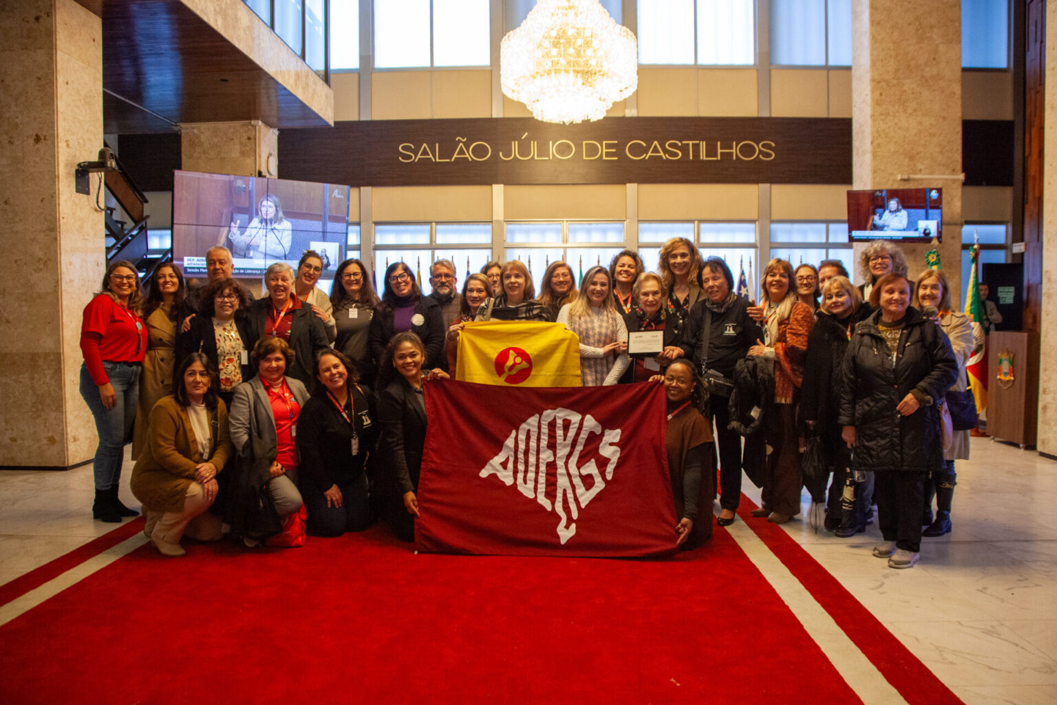 Orientação Educacional: Sofia Cavedon homenageia 60 anos da Aoergs em Grande Expediente Orientação Educacional: Sofia Cavedon homenageia 60 anos da Aoergs em Grande Expediente