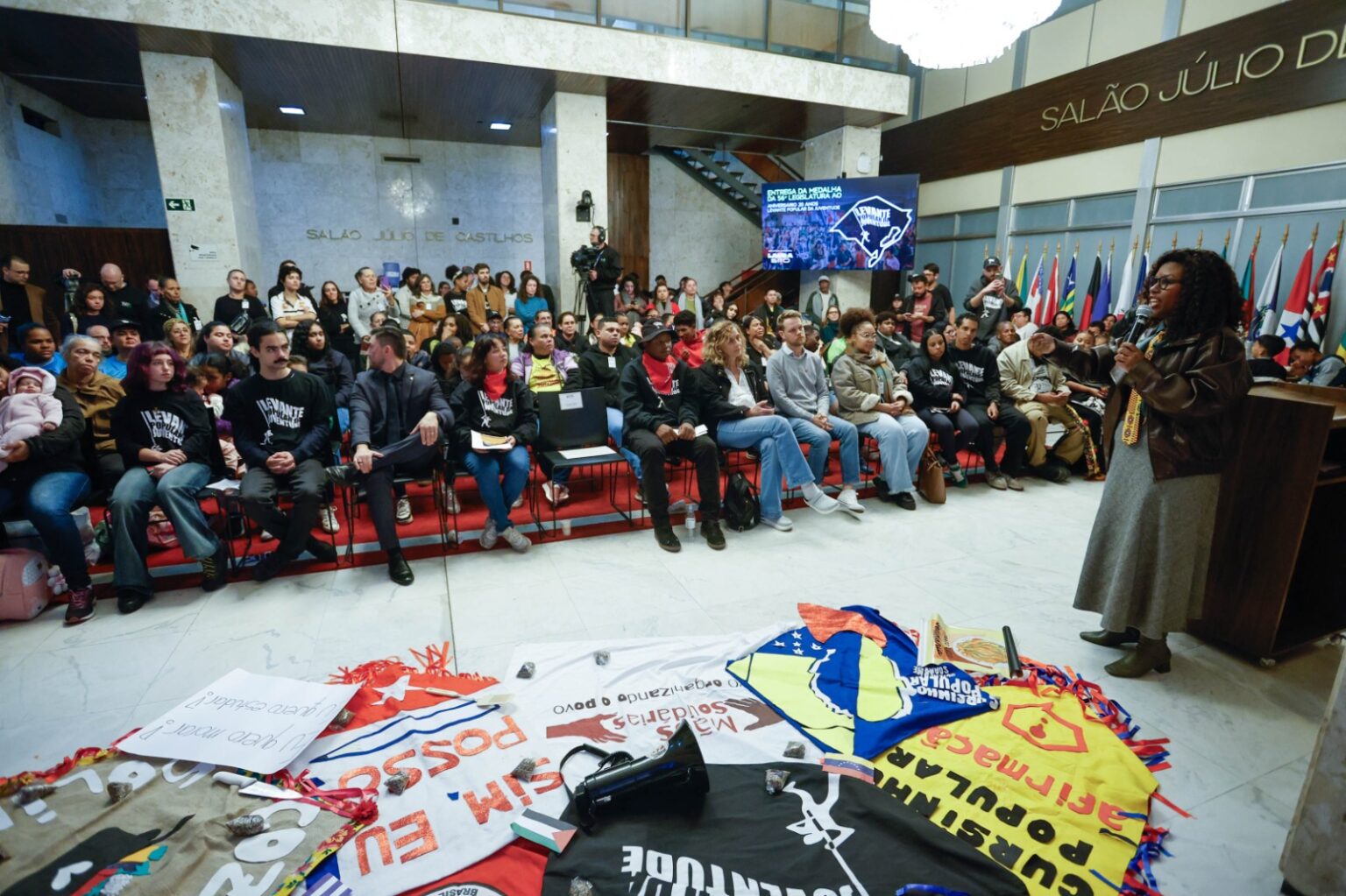 Deputada Laura Sito concede Medalha da 56ª Legislatura ao Levante Popular da Juventude pelos 20 anos de resistência no RS