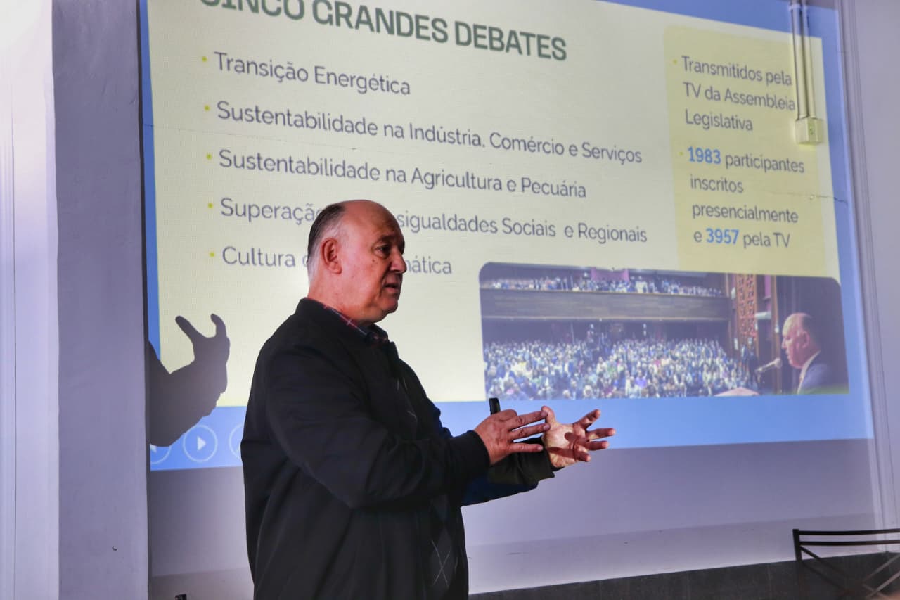 Pepe apresenta em Osório relatórios do Pacto RS 25 com projeto para novo ciclo de desenvolvimento no RS