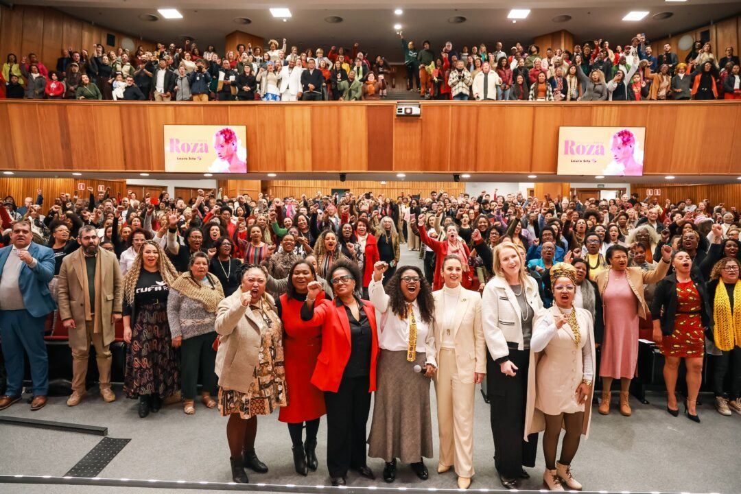 Deputada Laura Sito homenageará mais de 300 mulheres negras do RS