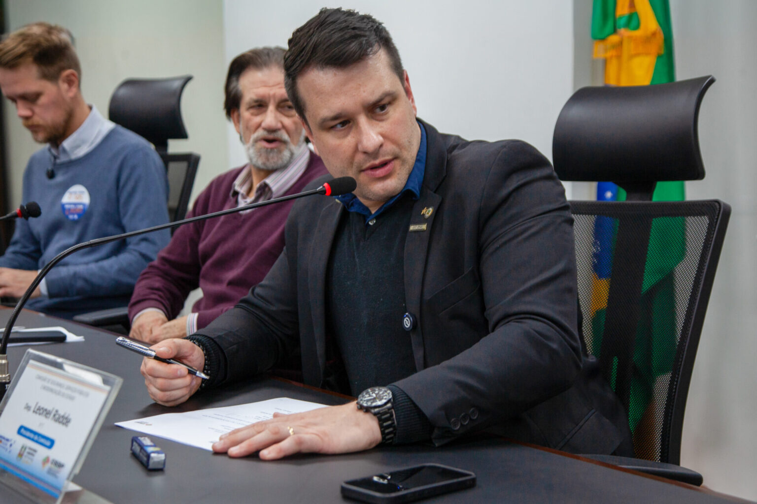 Audiência pública aponta precarização da saúde básica em Porto Alegre e cobra responsabilidade da Prefeitura Audiência pública aponta precarização da saúde básica em Porto Alegre e cobra responsabilidade da Prefeitura