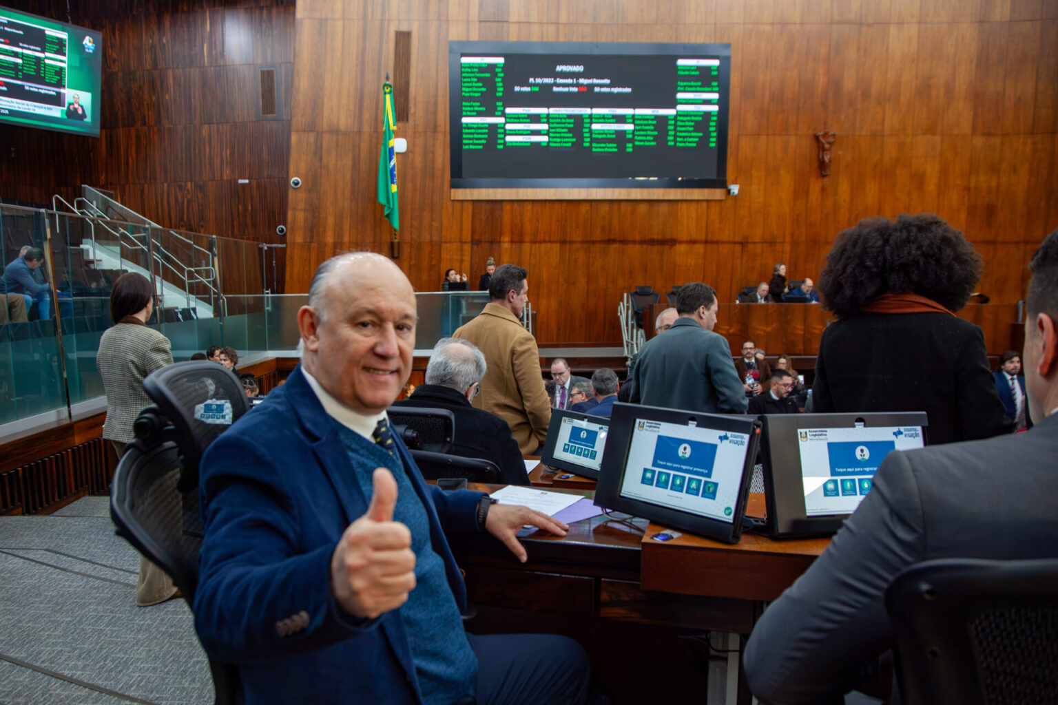 Projeto de Pepe Vargas que cria política de proteção a órfãos da Covid é aprovado por unanimidade na Assembleia Projeto de Pepe Vargas que cria política de proteção a órfãos da Covid é aprovado por unanimidade na Assembleia