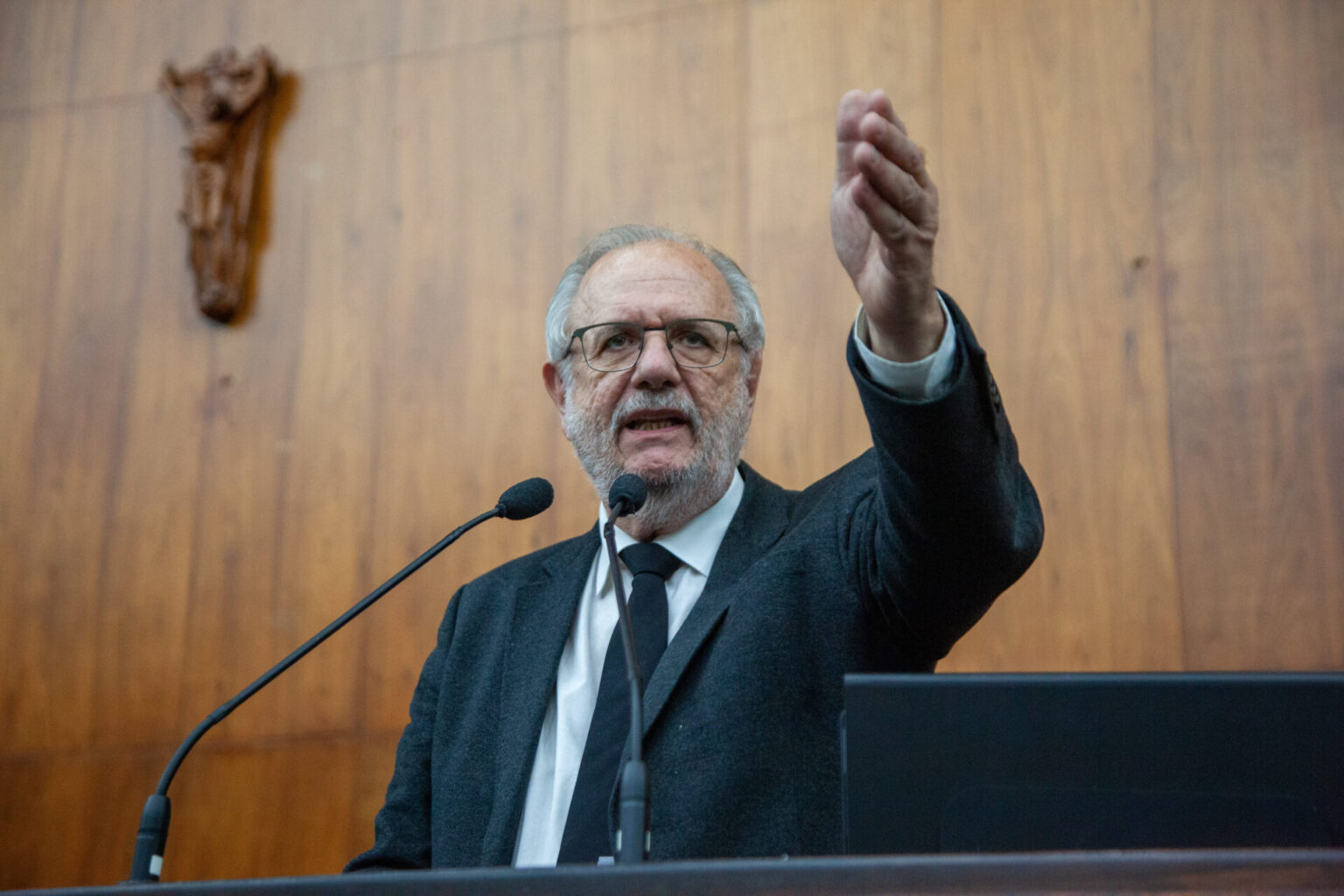 Resposta à nota do governador eleito, Luciano Zucco, sobre a reeleição do presidente Lula Resposta à nota do governador eleito, Luciano Zucco, sobre a reeleição do presidente Lula