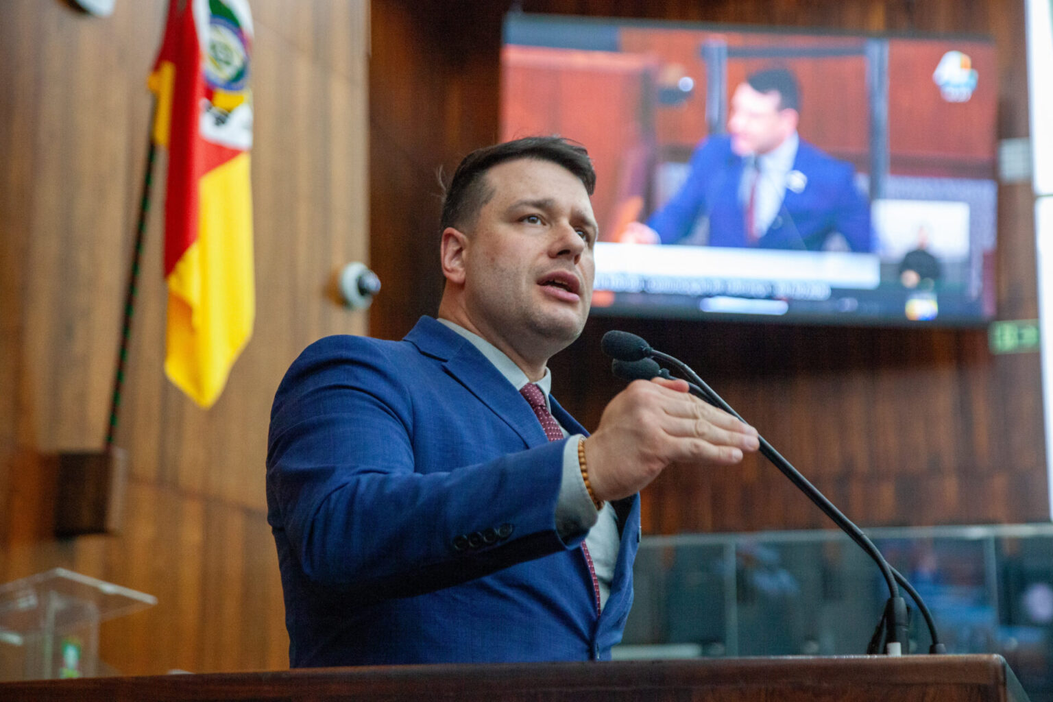 Leonel Radde é recordista de votos do PT para a Assembleia Legislativa Leonel Radde é recordista de votos do PT para a Assembleia Legislativa